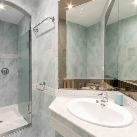 The Collection - Elkano Apartman